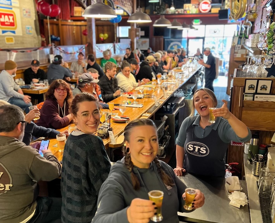 Russian River - crowded taproom - Illinois Brewing